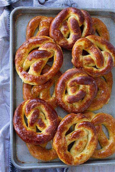 Easy Soft Pretzel Recipe